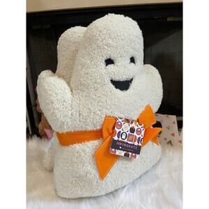 Halloween Throw Pillows 2 Ghost by Novogratz WHITE Ghost Sherpa Cute Boos NEW